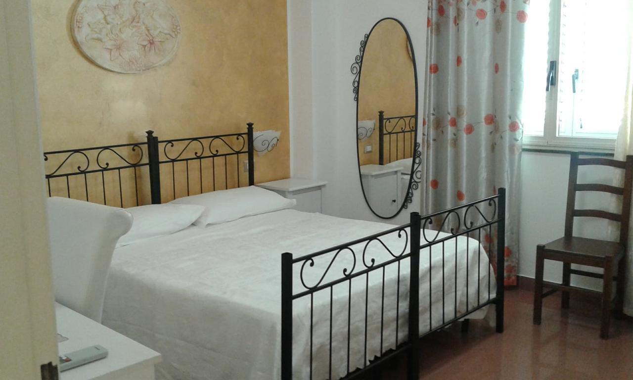 פורצ'י סיקולו Pensione S. Antonio Ristorante Silvia מראה חיצוני תמונה