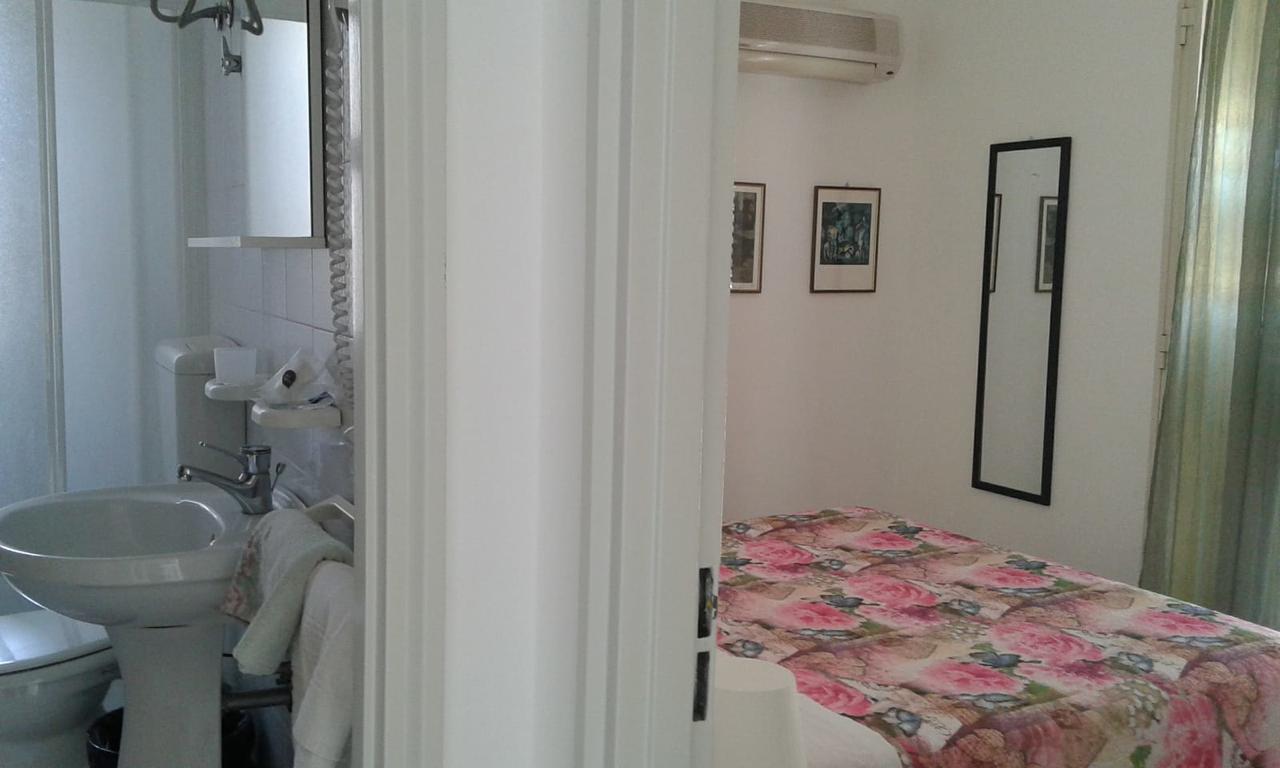 פורצ'י סיקולו Pensione S. Antonio Ristorante Silvia מראה חיצוני תמונה